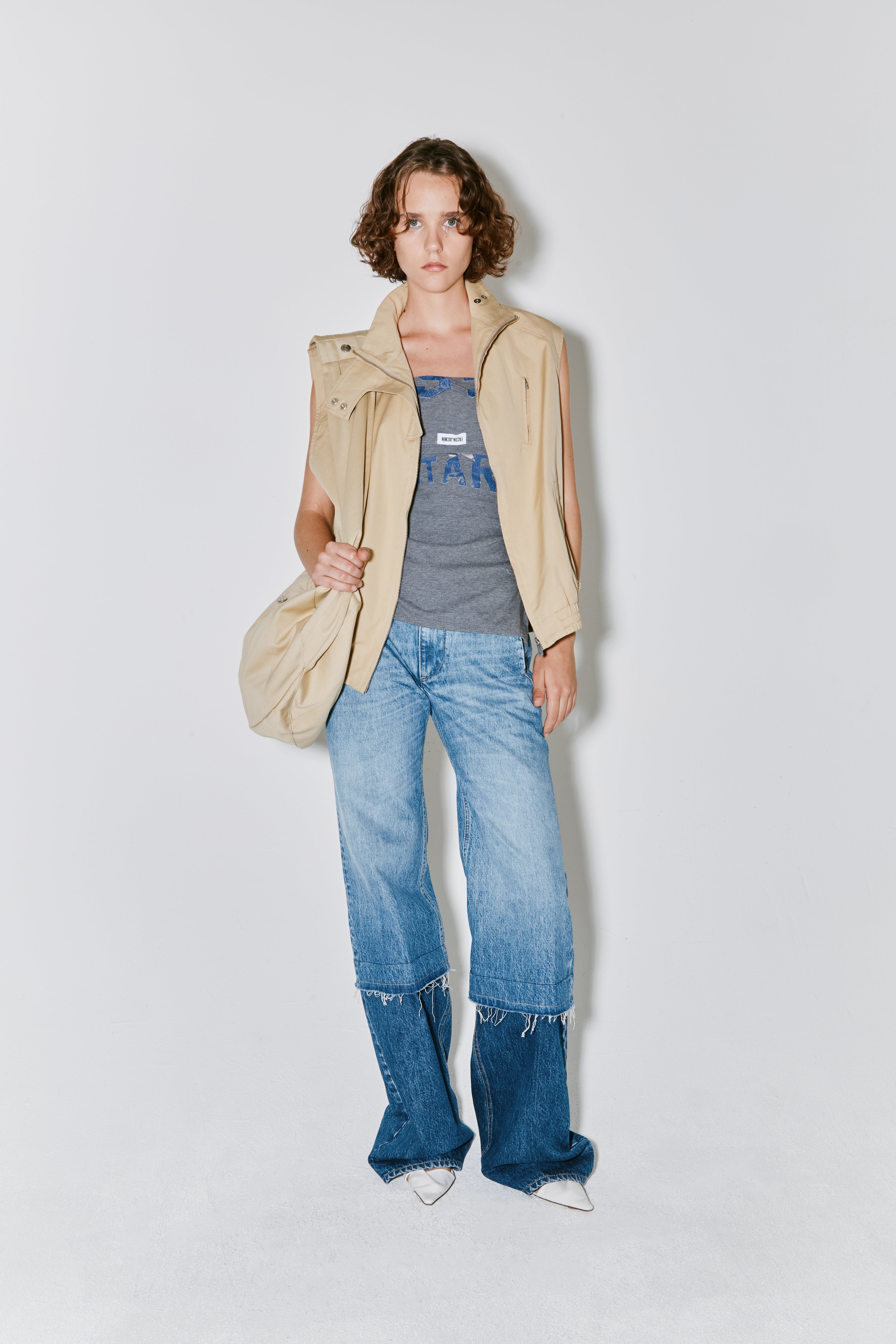 VALI Vest Beige FA ON JACMIN vali-vest-beige-fa-on-jacmin