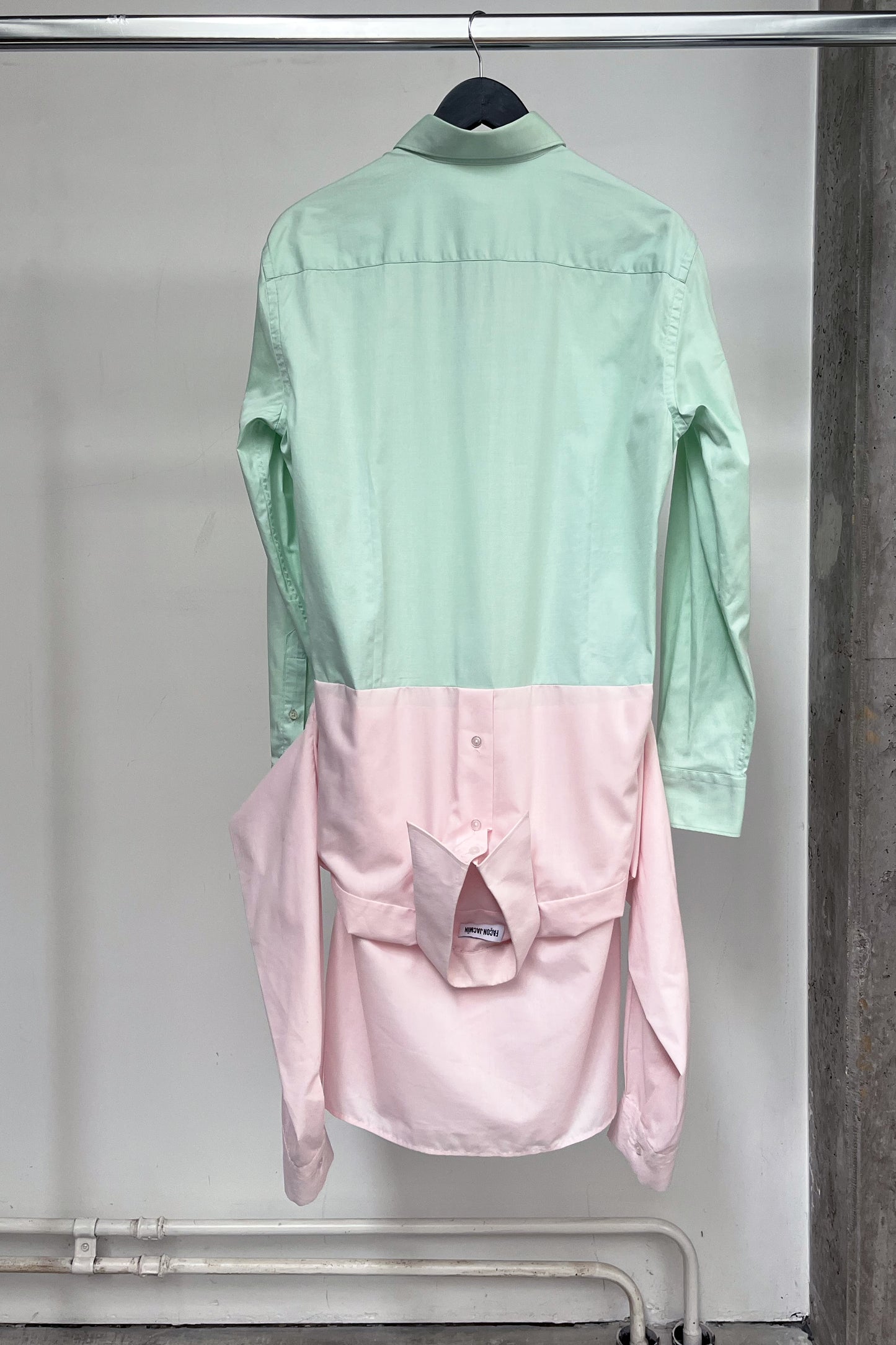 COX shirt green and pink
