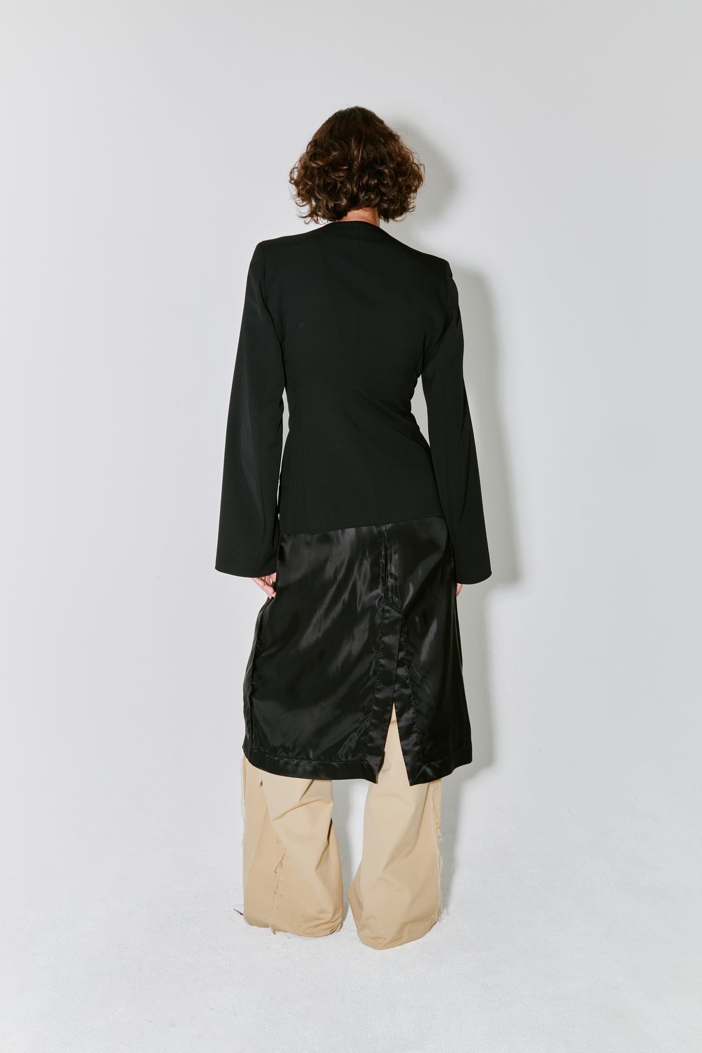 MOA jacket black