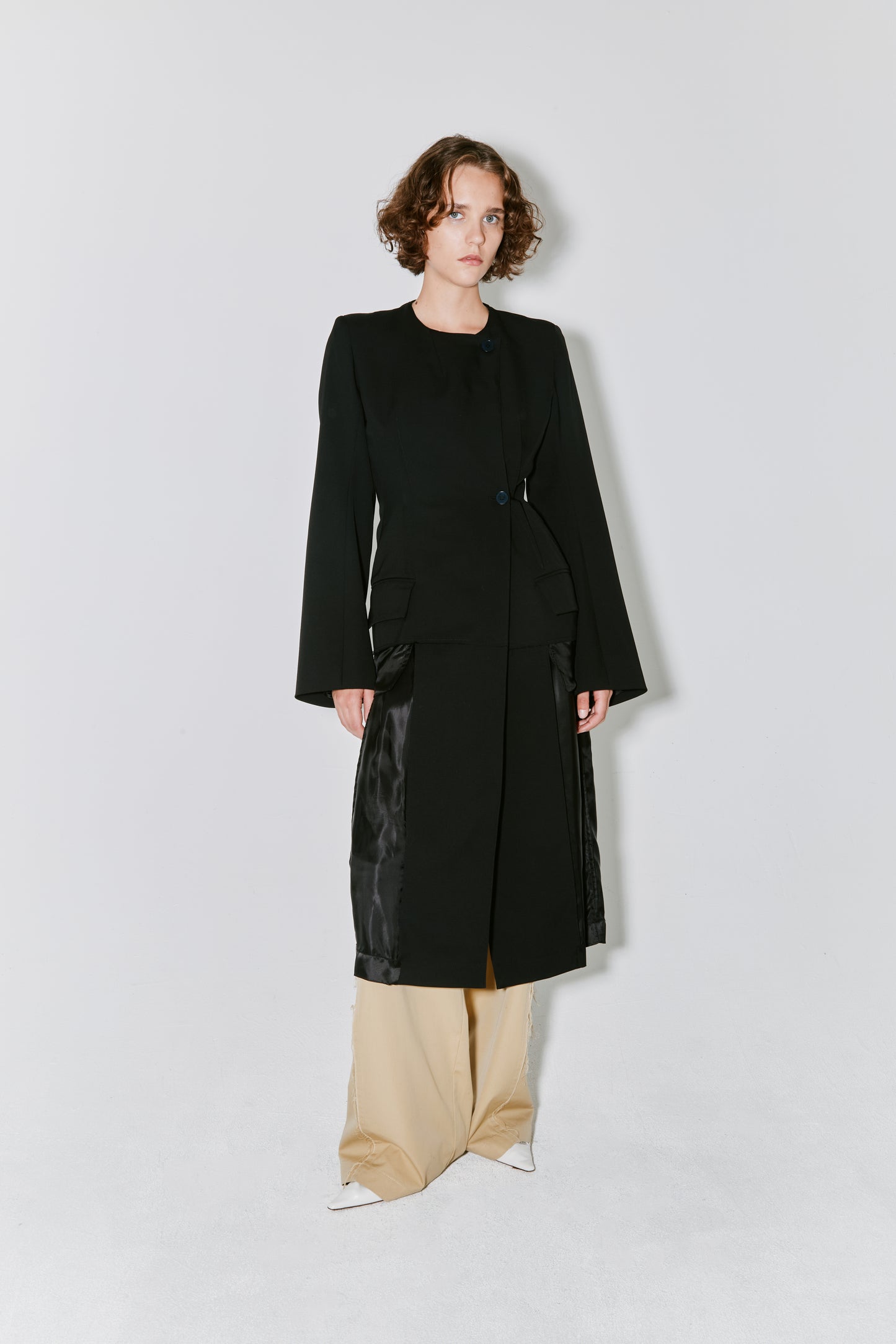 MOA jacket black