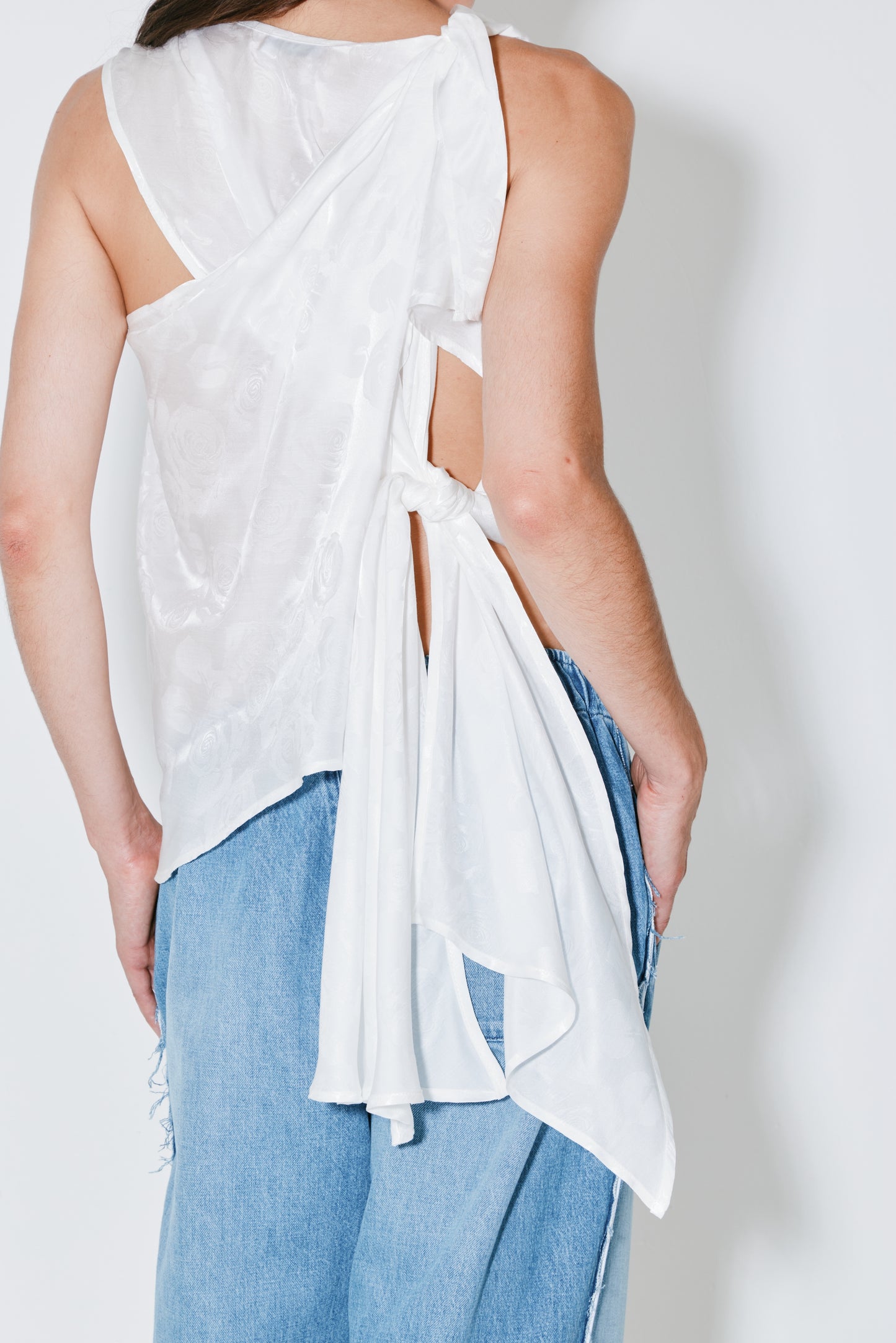 THEODORA top white floral