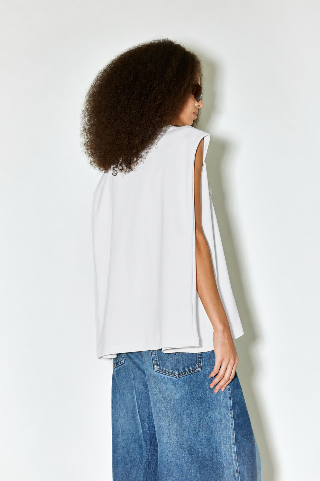 TOSCA top white