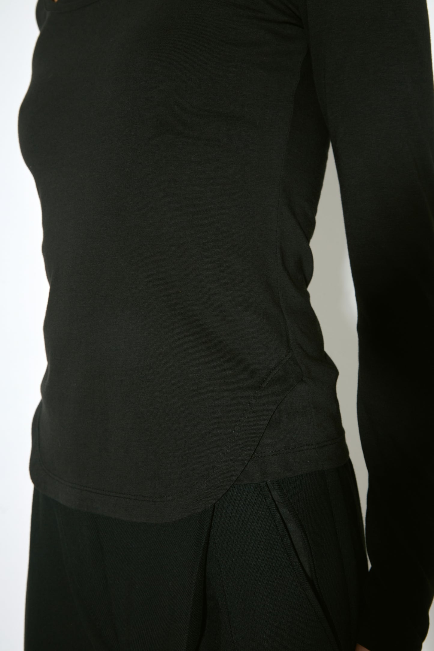 TILDA top black