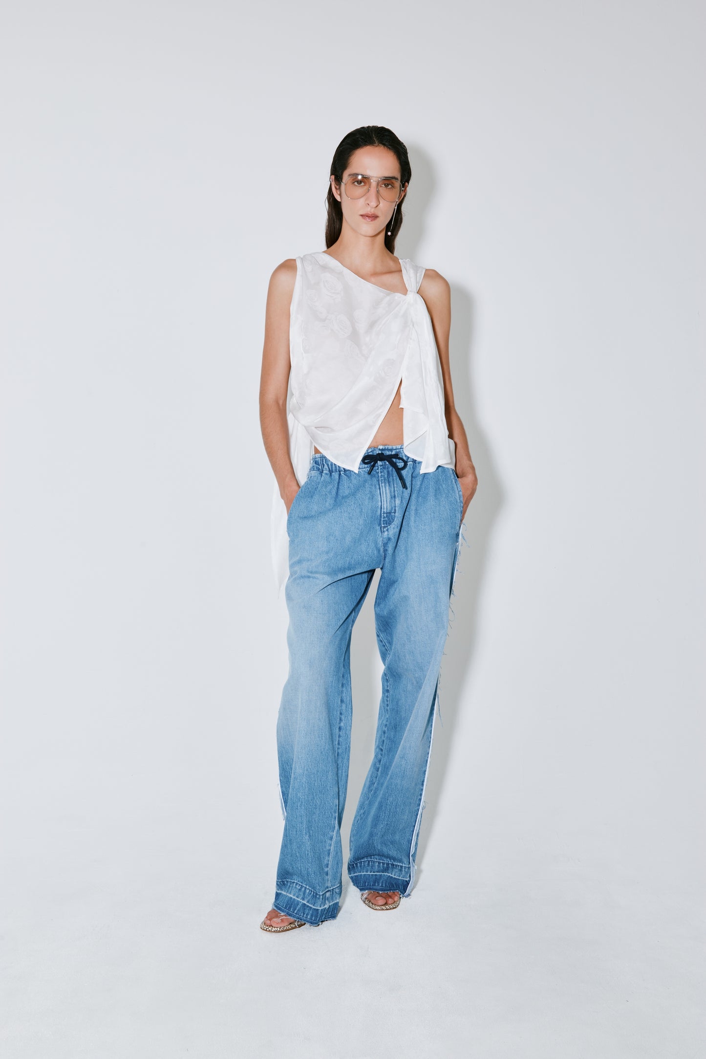 THEODORA top white floral