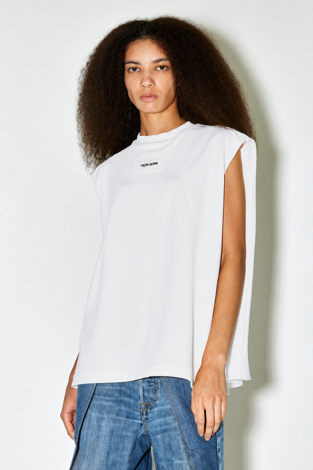 TOSCA top white
