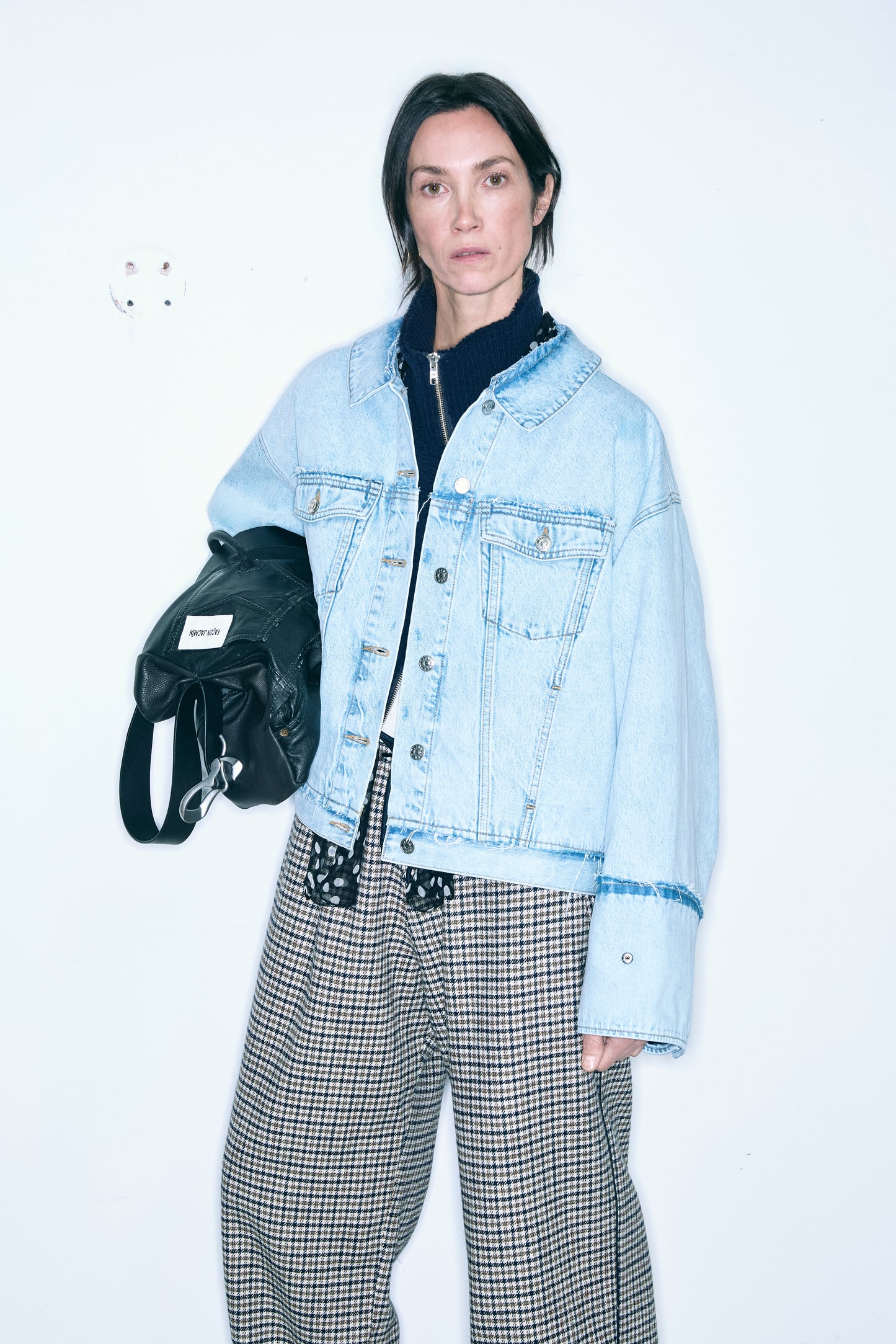 VASQUEZ light blue